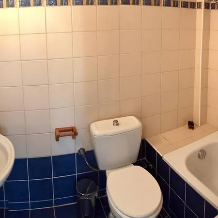Mola Kassandra 2, Appartement